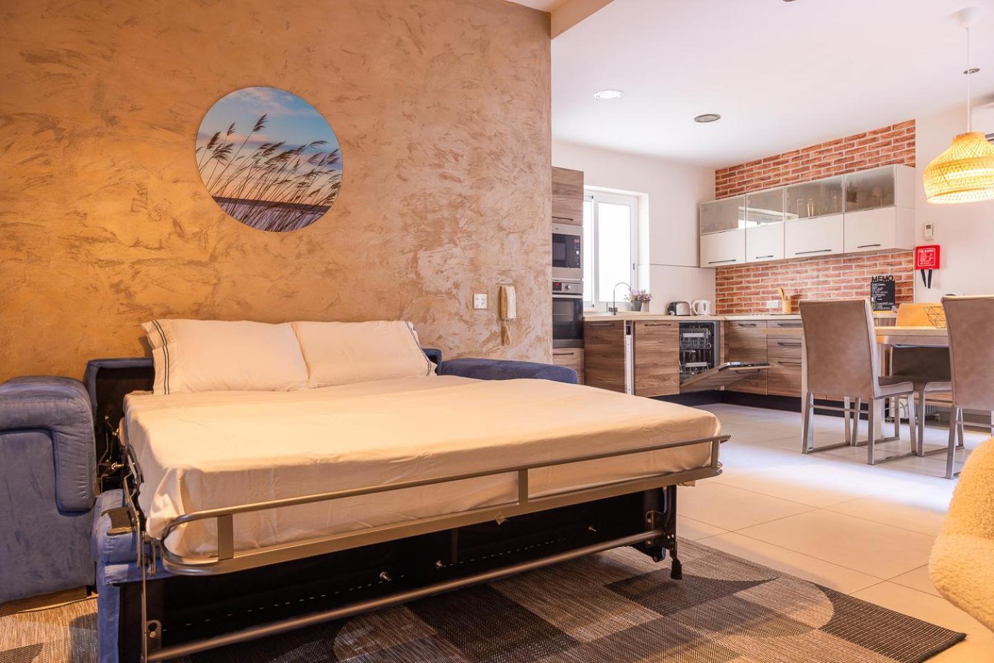Balluta Bay Spacious Apt - 2Br Sliema Bagian luar foto