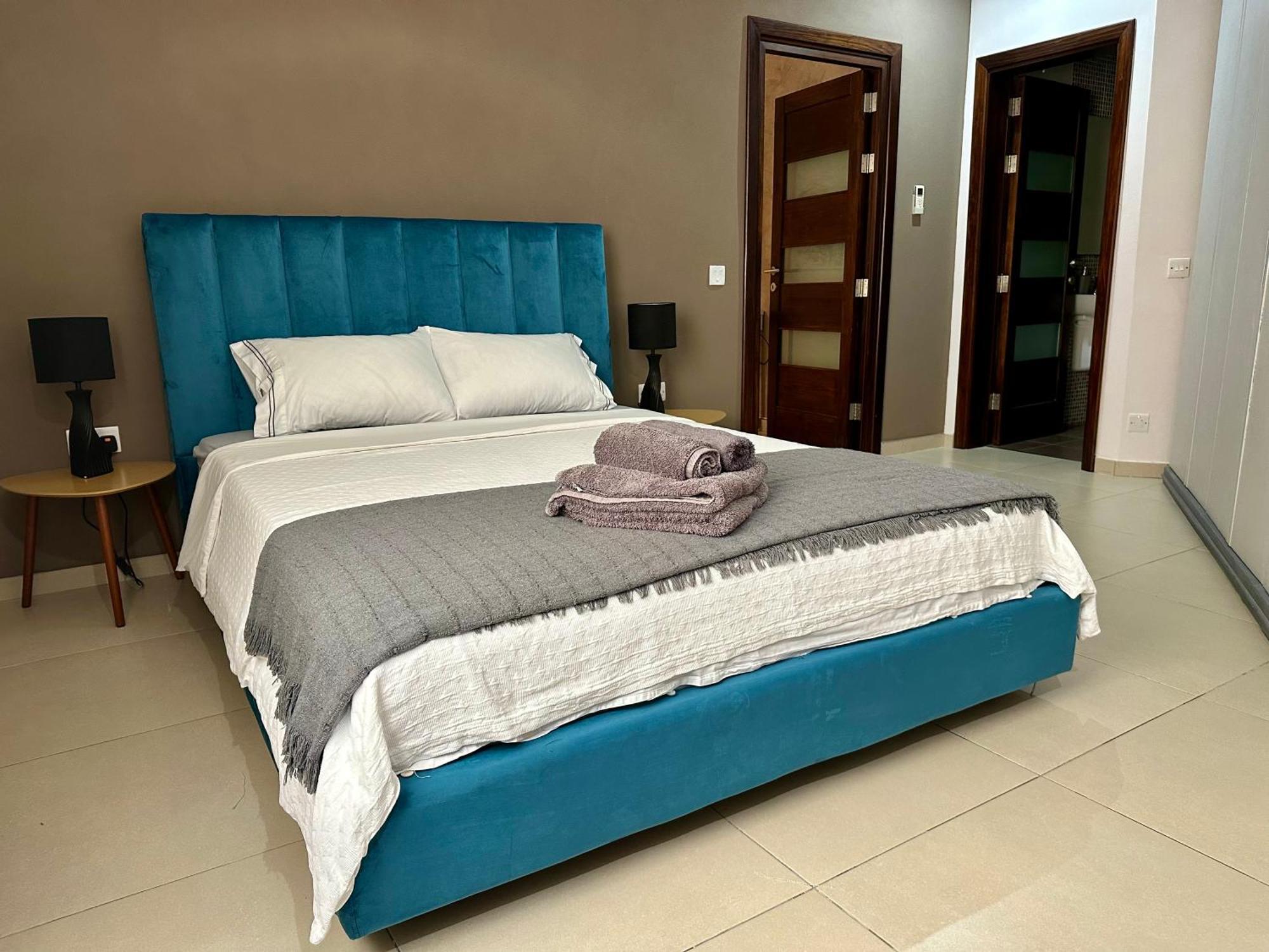 Balluta Bay Spacious Apt - 2Br Sliema Bagian luar foto